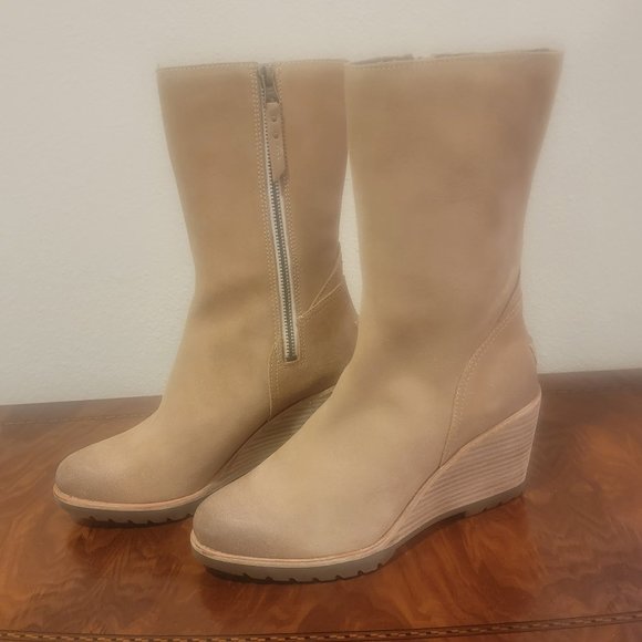 Sorel After Hours Beach Tan Suede Wedge Boot 8 1/2 NWOT/No Box - Picture 2 of 11